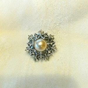 Vintage Sarah Coventry "Ultima" Brooch
